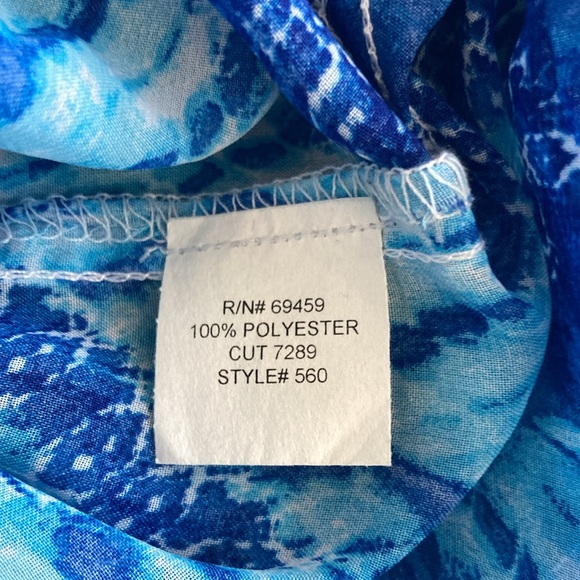 Sister Cover Up - Picture 5 of 7